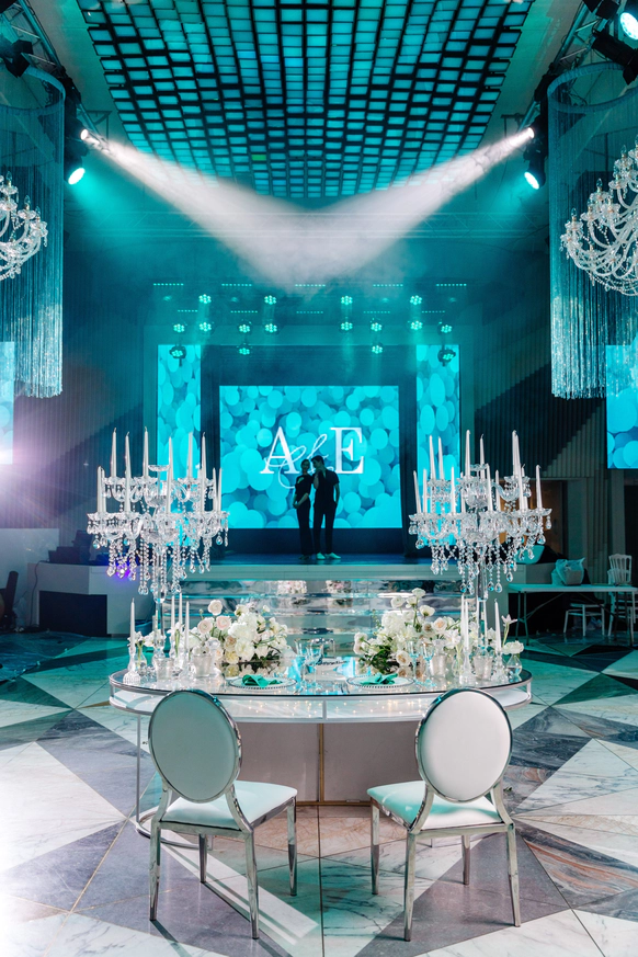 LOVA DECOR