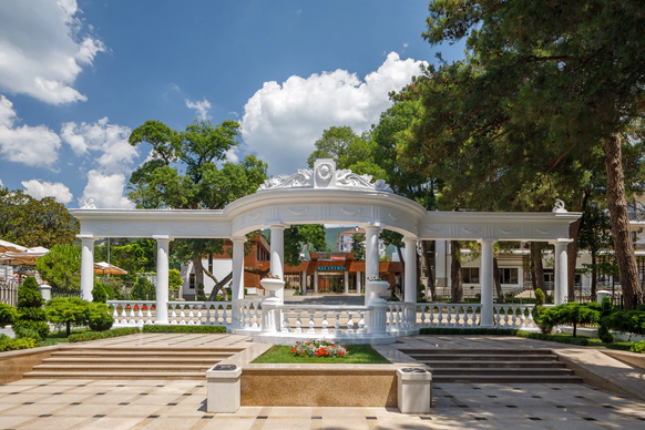 ПРИМОРЬЕ Grand Resort Hotel