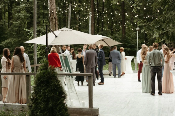 Лес Event House