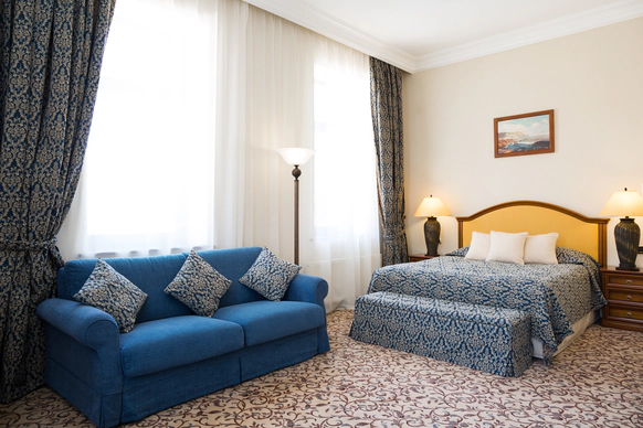 Riviera Sunrise Resort & SPA