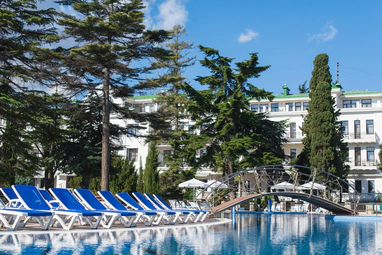 Riviera Sunrise Resort & SPA
