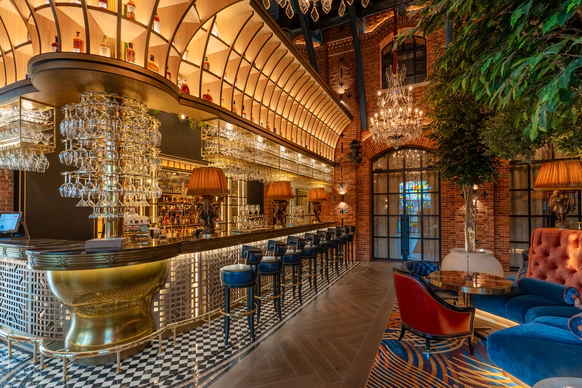 Amazing Hall