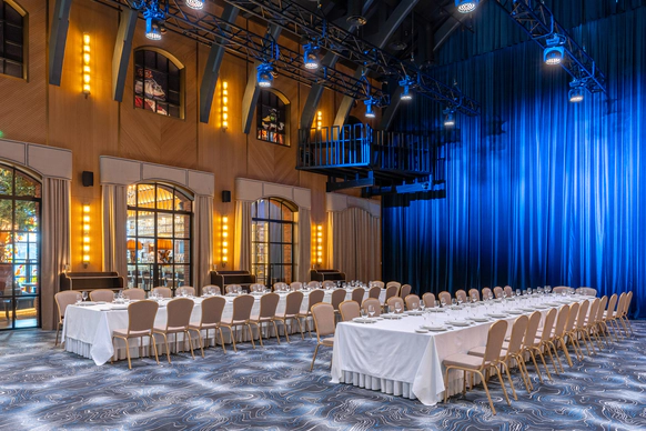 Amazing Hall