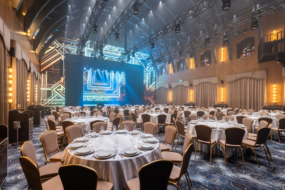 Amazing Hall