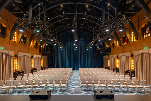 Amazing Hall