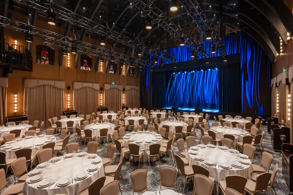 Amazing Hall