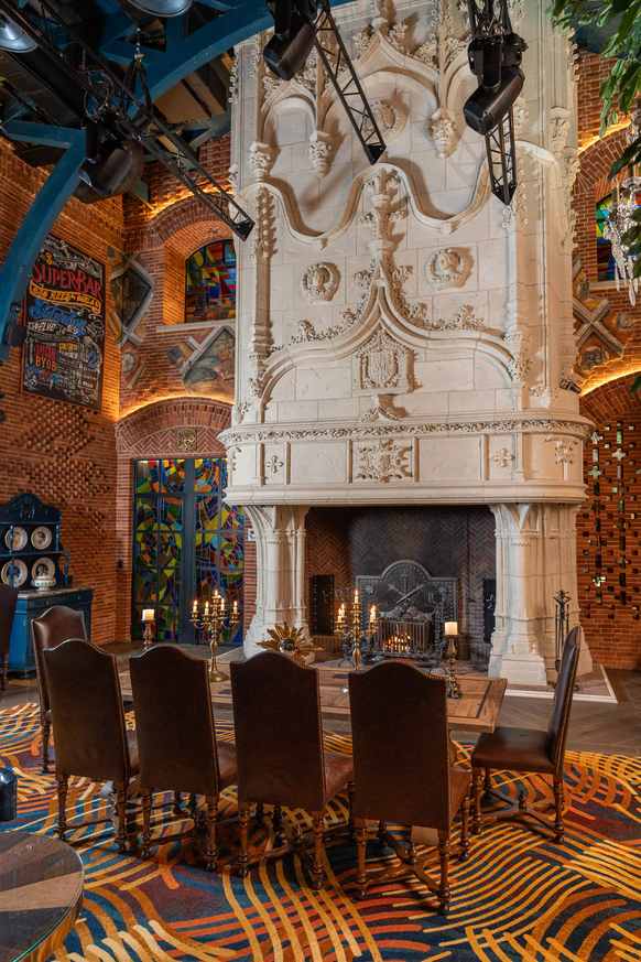 Amazing Hall