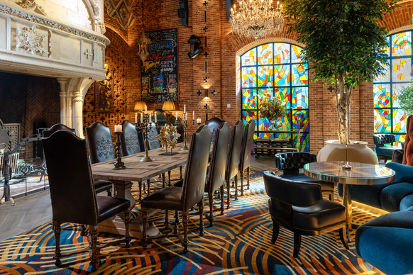 Amazing Hall