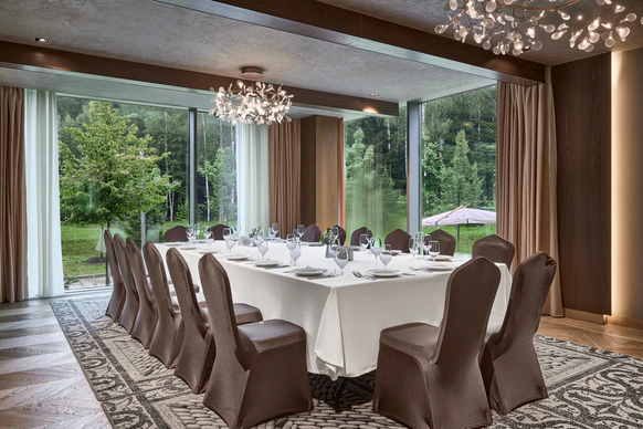 Cosmos Collection Izumrudny Les Hotel
