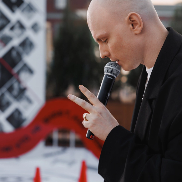 Дмитрий Головачев