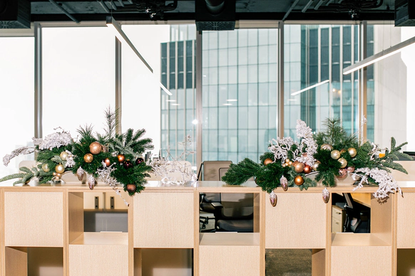 Florist Gump Decor