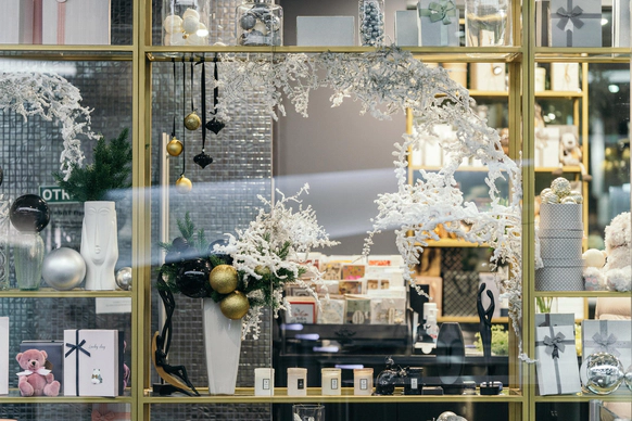 Florist Gump Decor