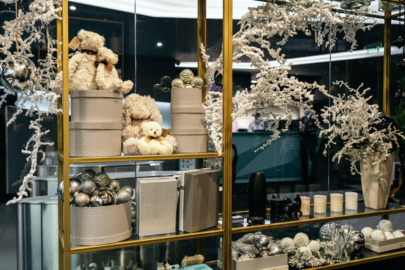 Florist Gump Decor