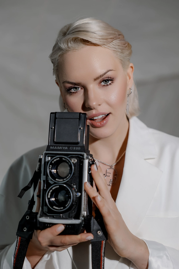 Робия Динова
