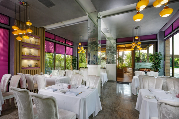 Mriya Resort & Spa