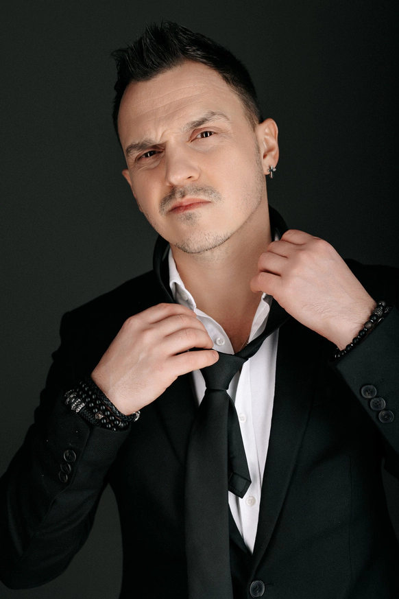 Денис Петров