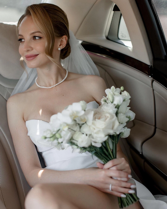 Елена Хрустова