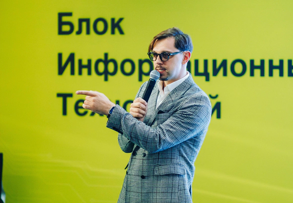 Валентин Вахтин