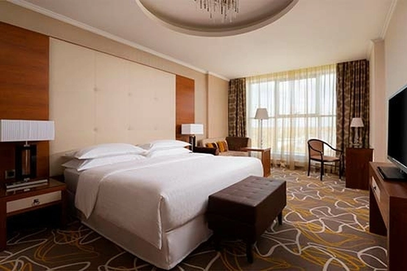 Sheraton Skypoint Luxe