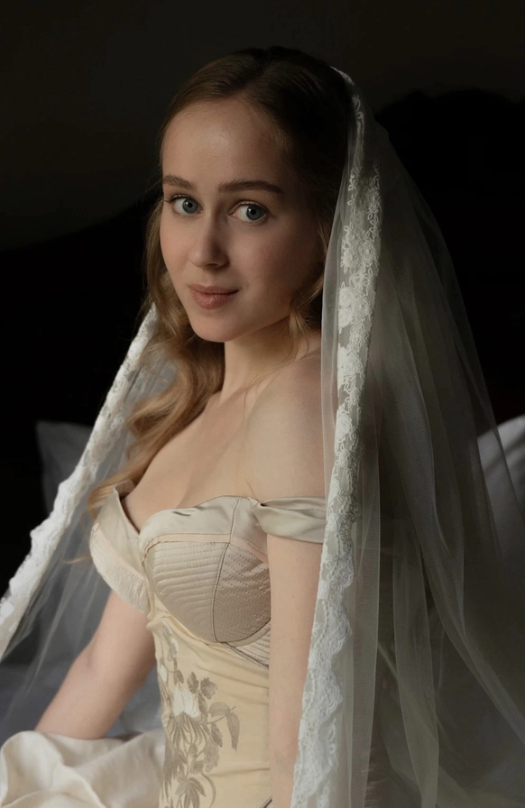 Елена Лебедева
