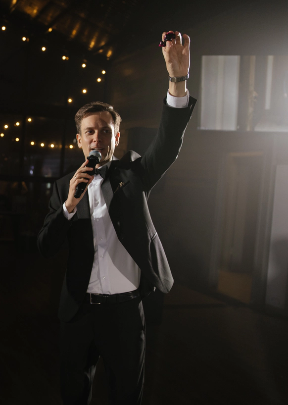 Андрей Новиков
