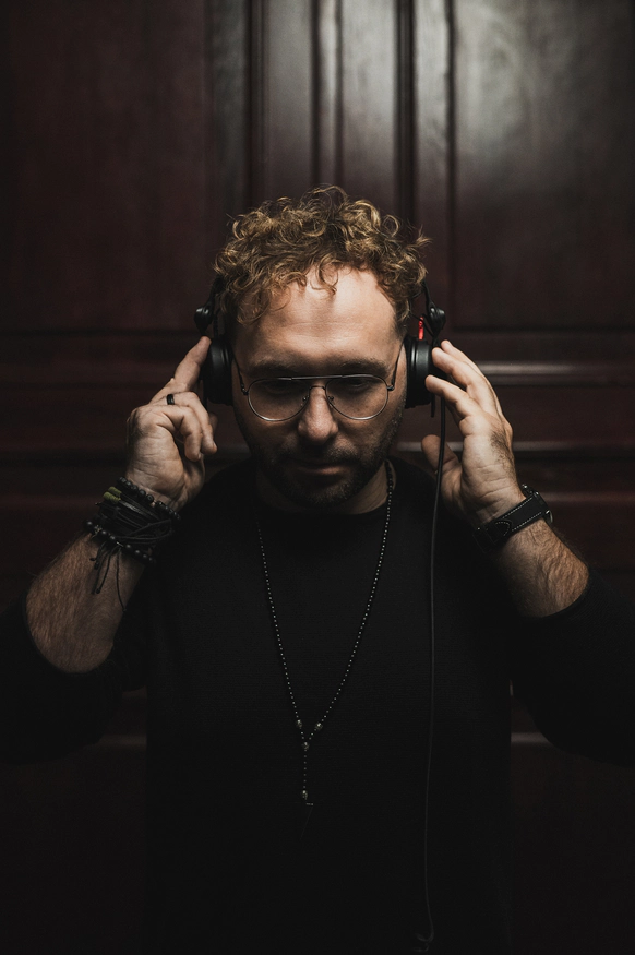 Max Rolikov