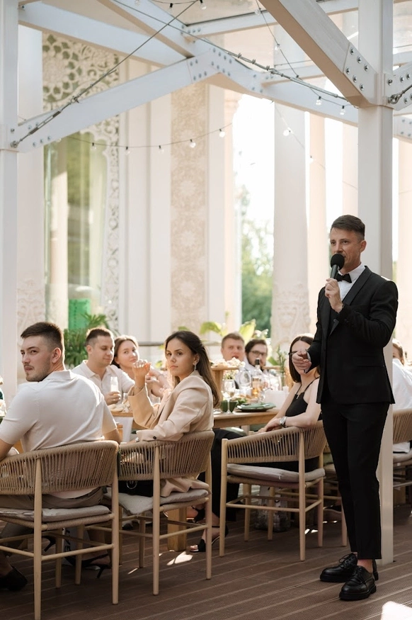 Александр Арисов
