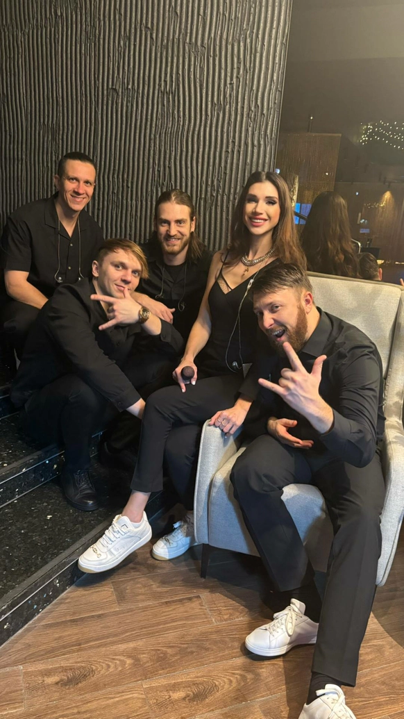 Playtime band