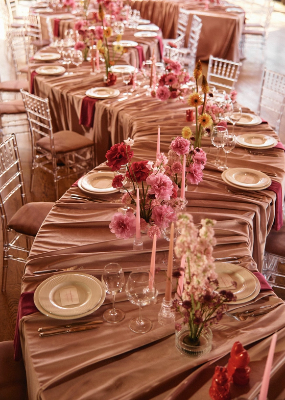 SHELOVESDECOR