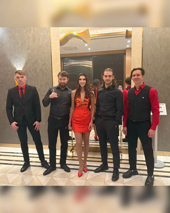 Playtime band