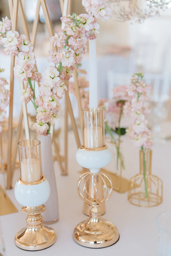 Decos wedding decor