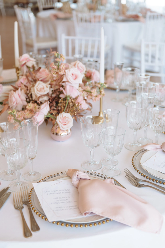Decos wedding decor
