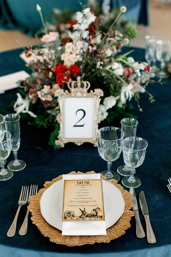 Decos wedding decor