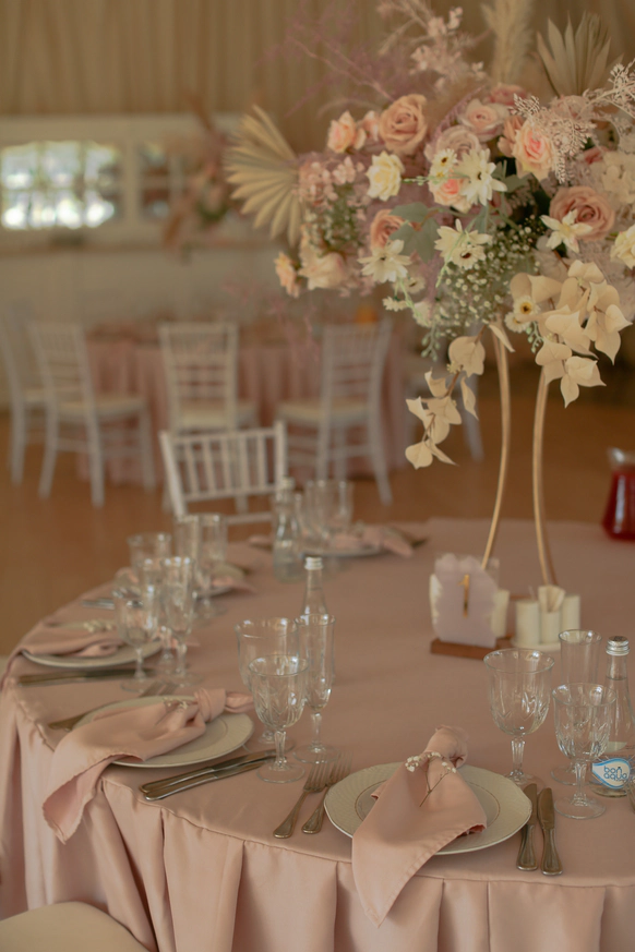Decos wedding decor