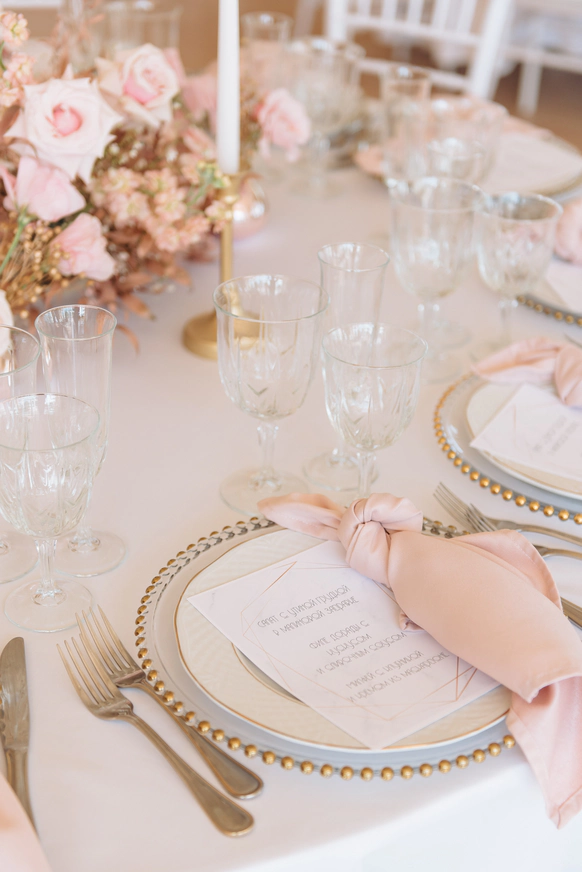 Decos wedding decor