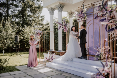 Decos wedding decor