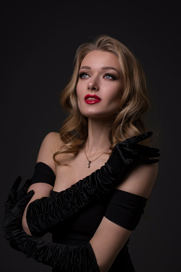 Яна Селихова