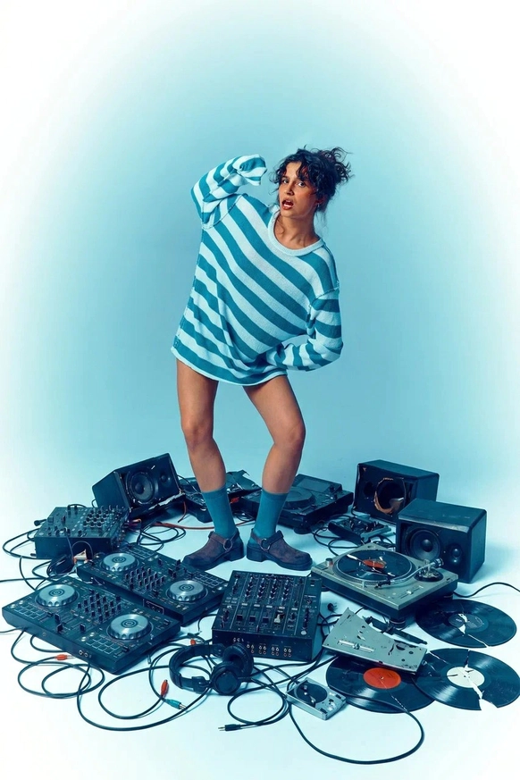 dj kir4a