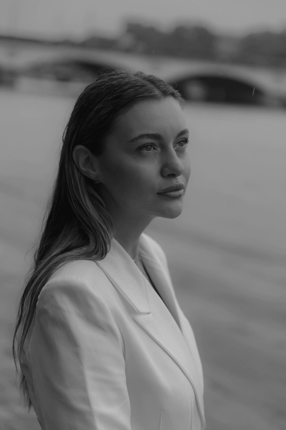 Elena 2 lenz