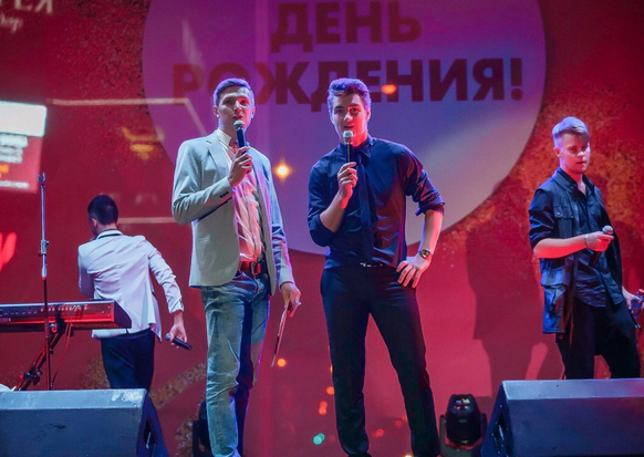 Роман Громов