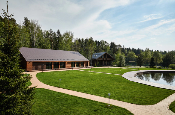 Skyriver Yacht & Country club