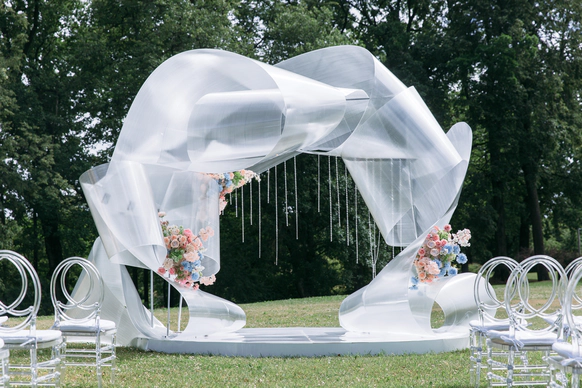 Suare decorations