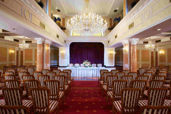 GRAND HOTEL EMERALD