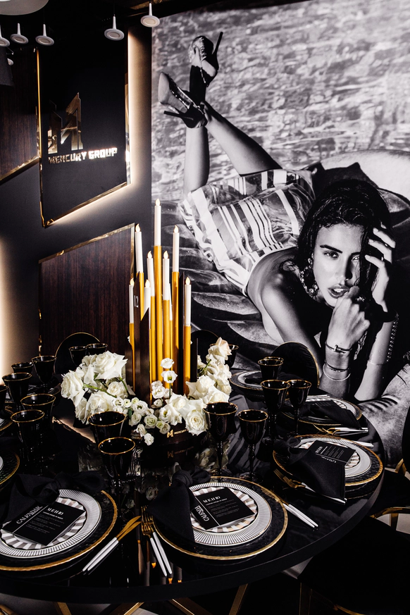 LOVA DECOR