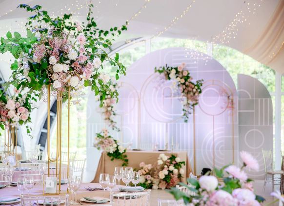 LOVA DECOR