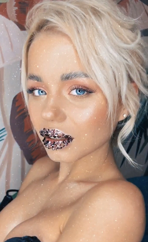 Карина Захарик