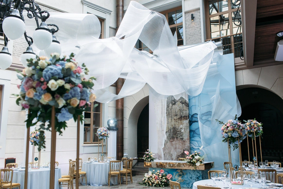 Suare decorations