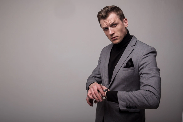 Андрей Тар