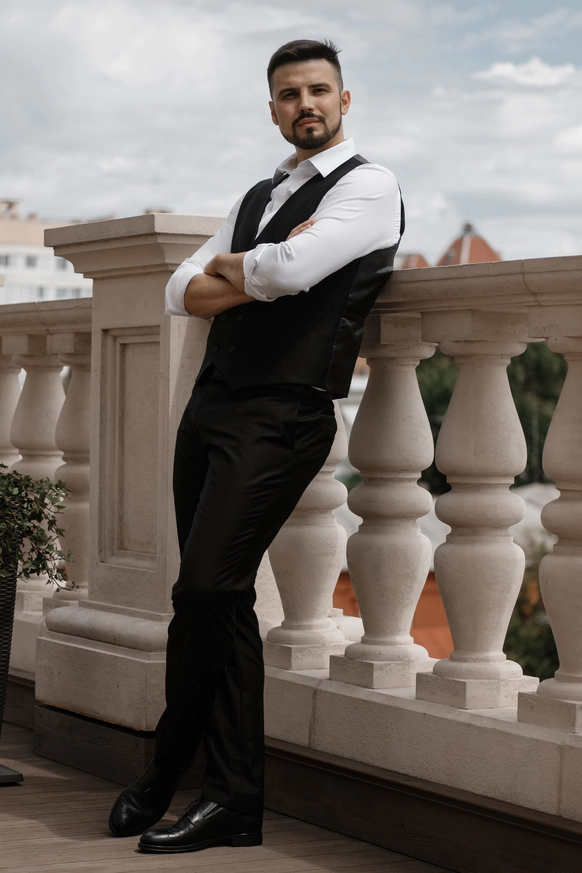 Александр Некрасов