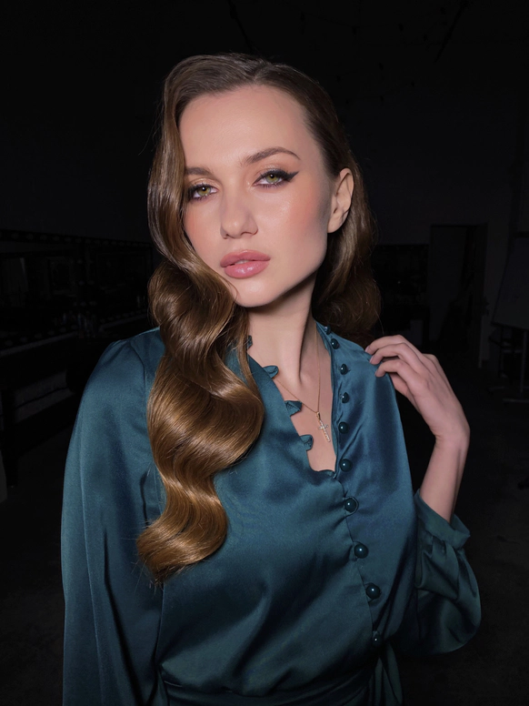 Анна Малкова